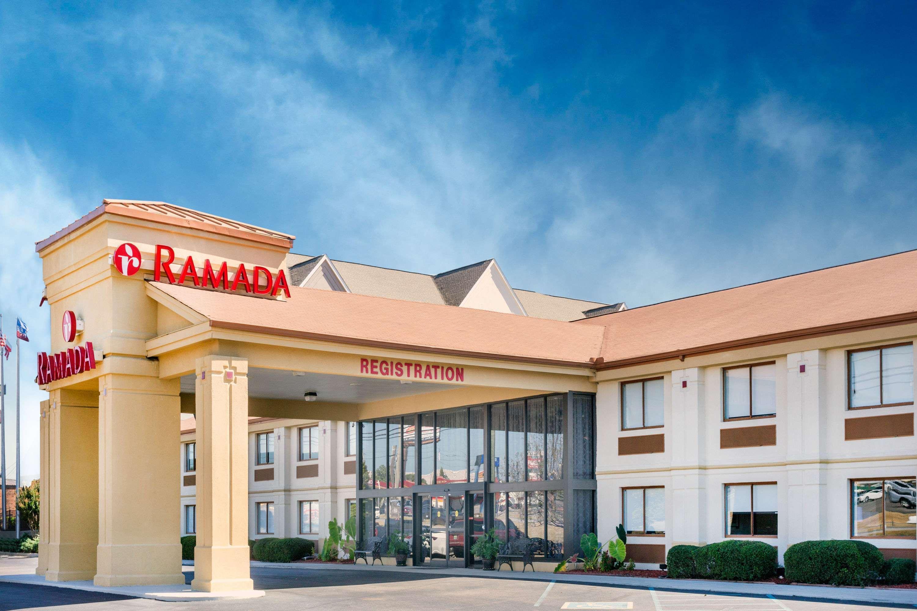 Ramada By Wyndham Tuscaloosa Otel Dış mekan fotoğraf