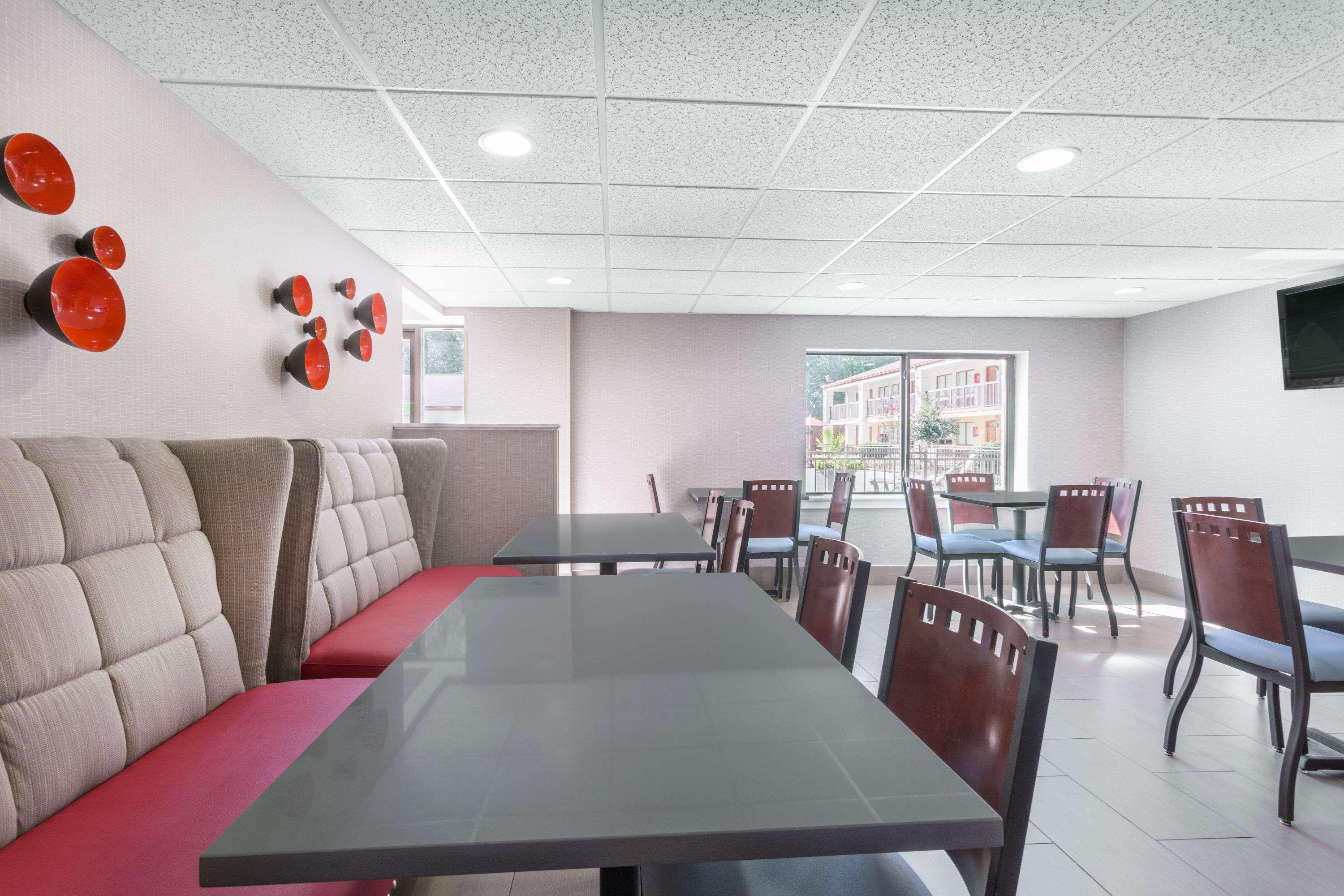 Ramada By Wyndham Tuscaloosa Otel Dış mekan fotoğraf