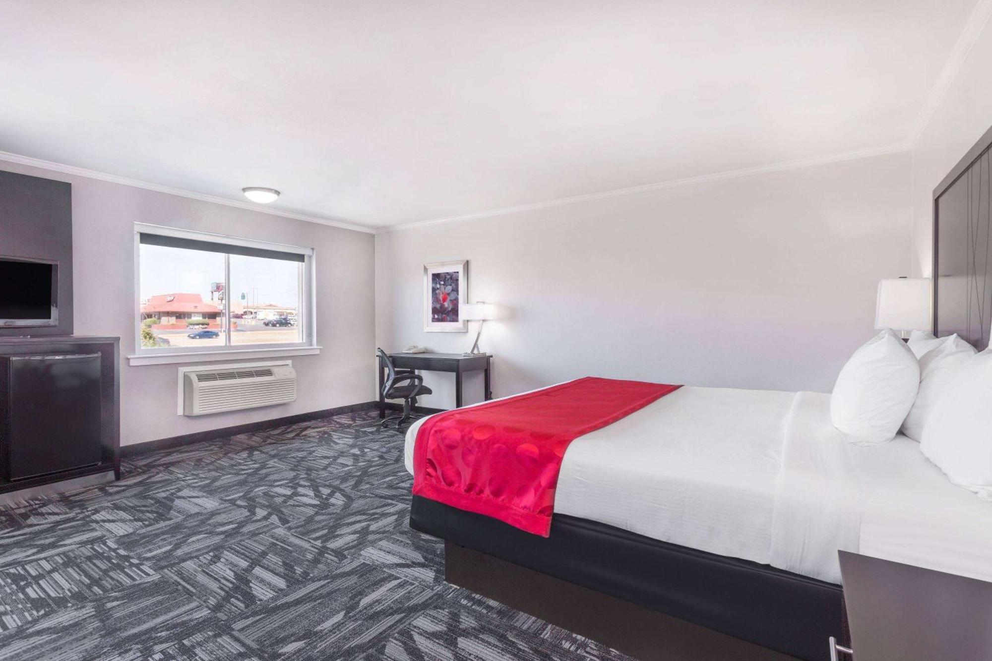 Ramada By Wyndham Tuscaloosa Otel Dış mekan fotoğraf